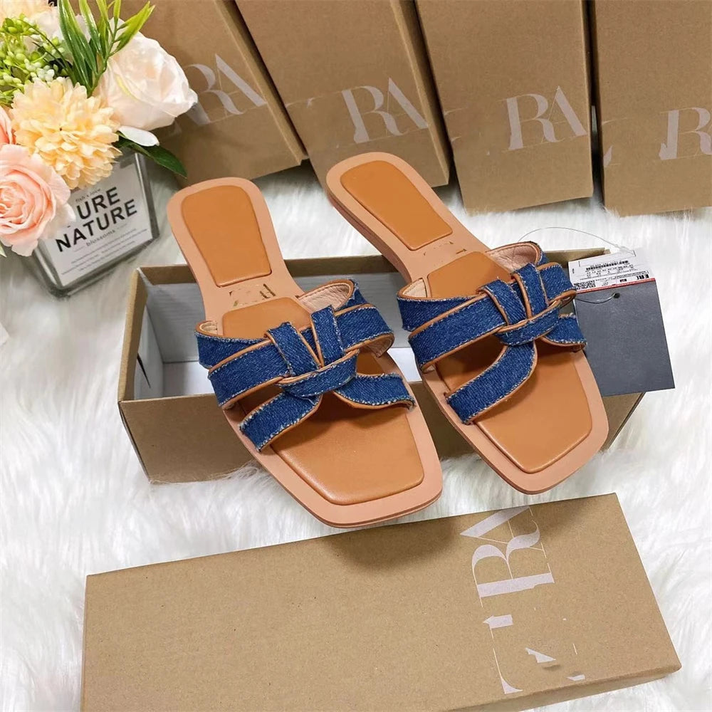 2025 Female Summer Beach Slippers Women Slides Slippers Outdoor Fashion Wear Flat Sandals Classic Ladies Babouches