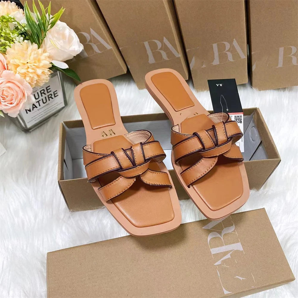 2025 Female Summer Beach Slippers Women Slides Slippers Outdoor Fashion Wear Flat Sandals Classic Ladies Babouches