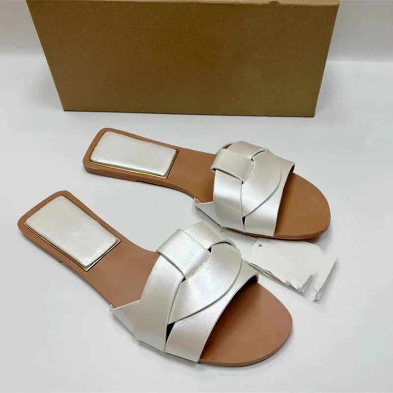 2025 High Quality Ladies Slides Slippers Female Outdoor Leather Flat Sandals Summer Classic Women Babouches